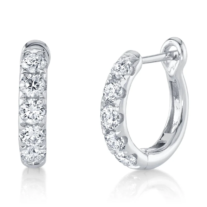 0.81CT DIAMOND HUGGIE EARRING