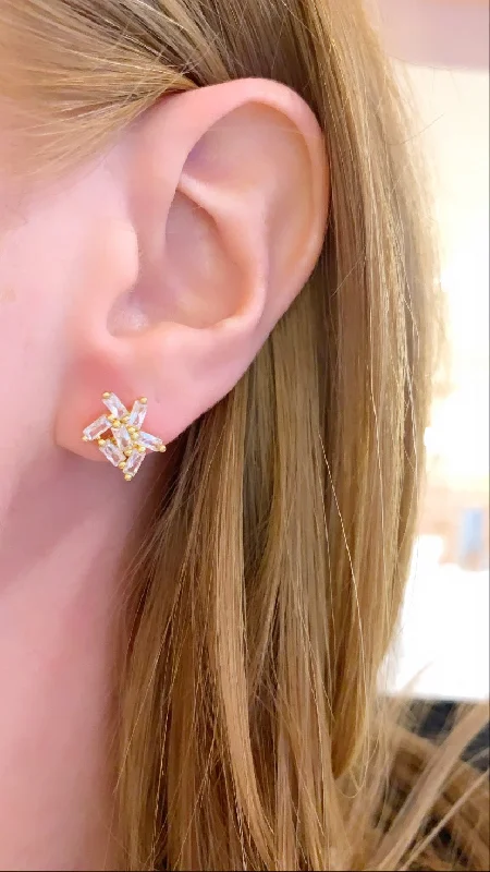 Baguette Star Studs