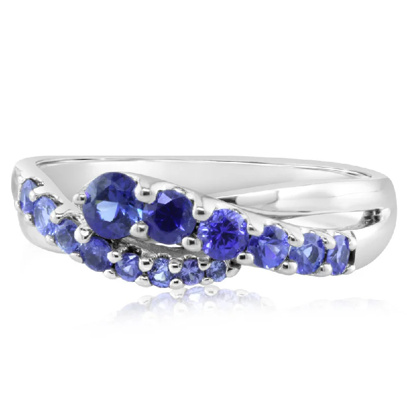 14K White Gold Graduated Blue Sapphire Ring