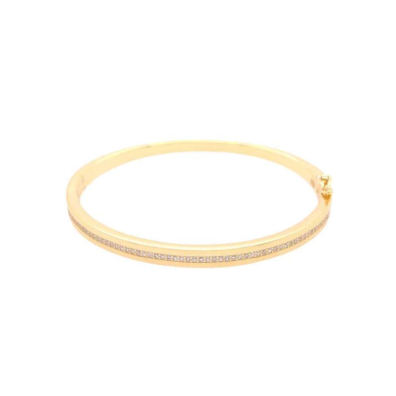 Center line bangle