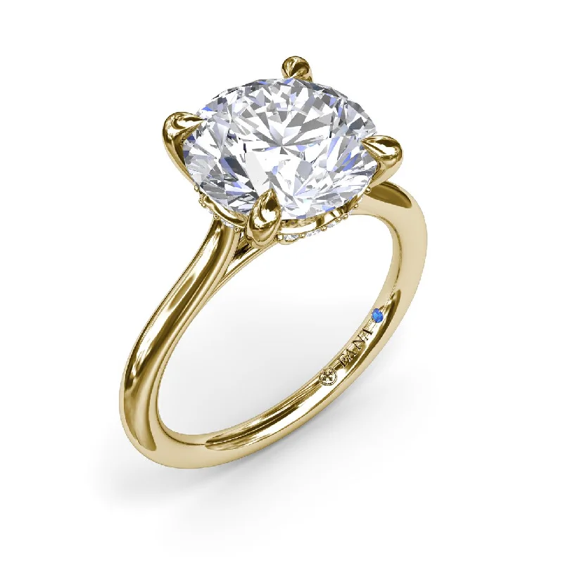 Diamond Round Engagement Ring in 14K Yellow Gold