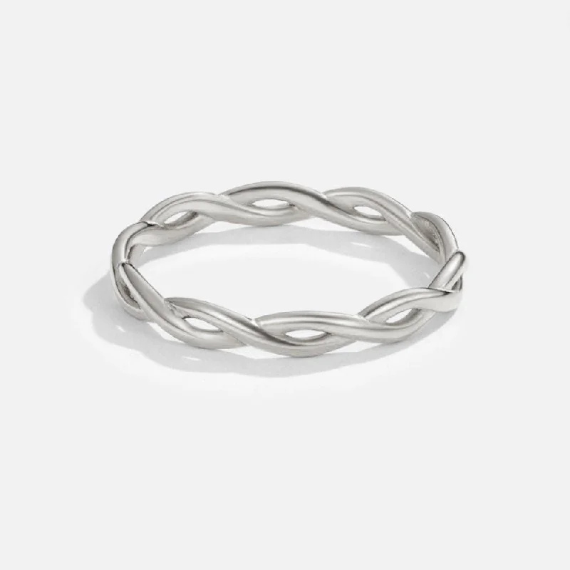 Infinity 18K Silver Twist Ring