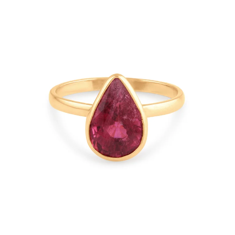 Pink Tourmaline Pear Shape Ring In 18K Yellow Gold